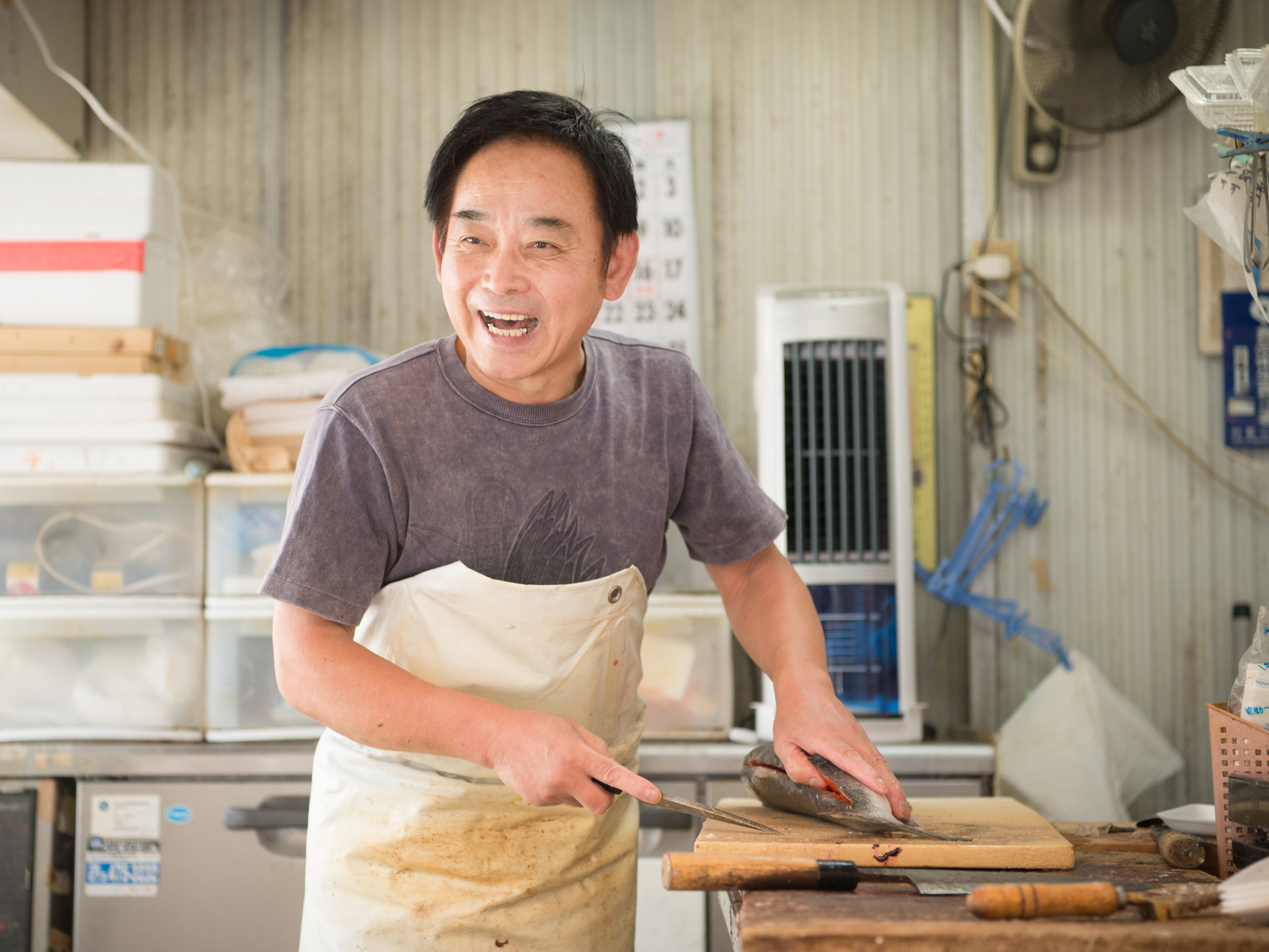 天然モノにこだわる魚屋　鮮魚・丸幸　佐藤さん家族